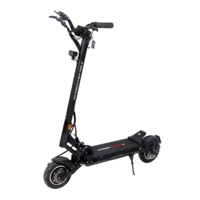 Trottinette électrique Teverun Fighter Mini Q en vue studio sur fond blanc